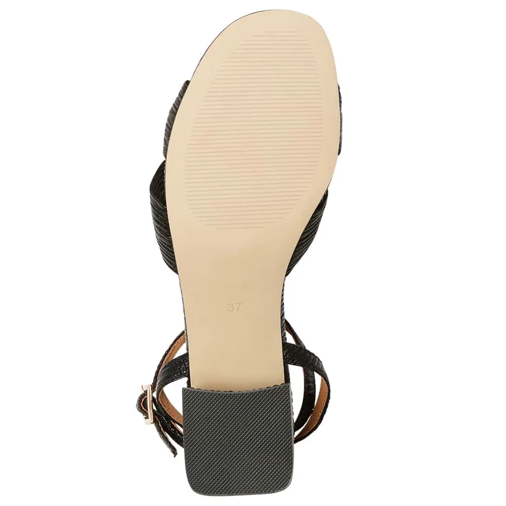 Tiara Heel in Black Pleat