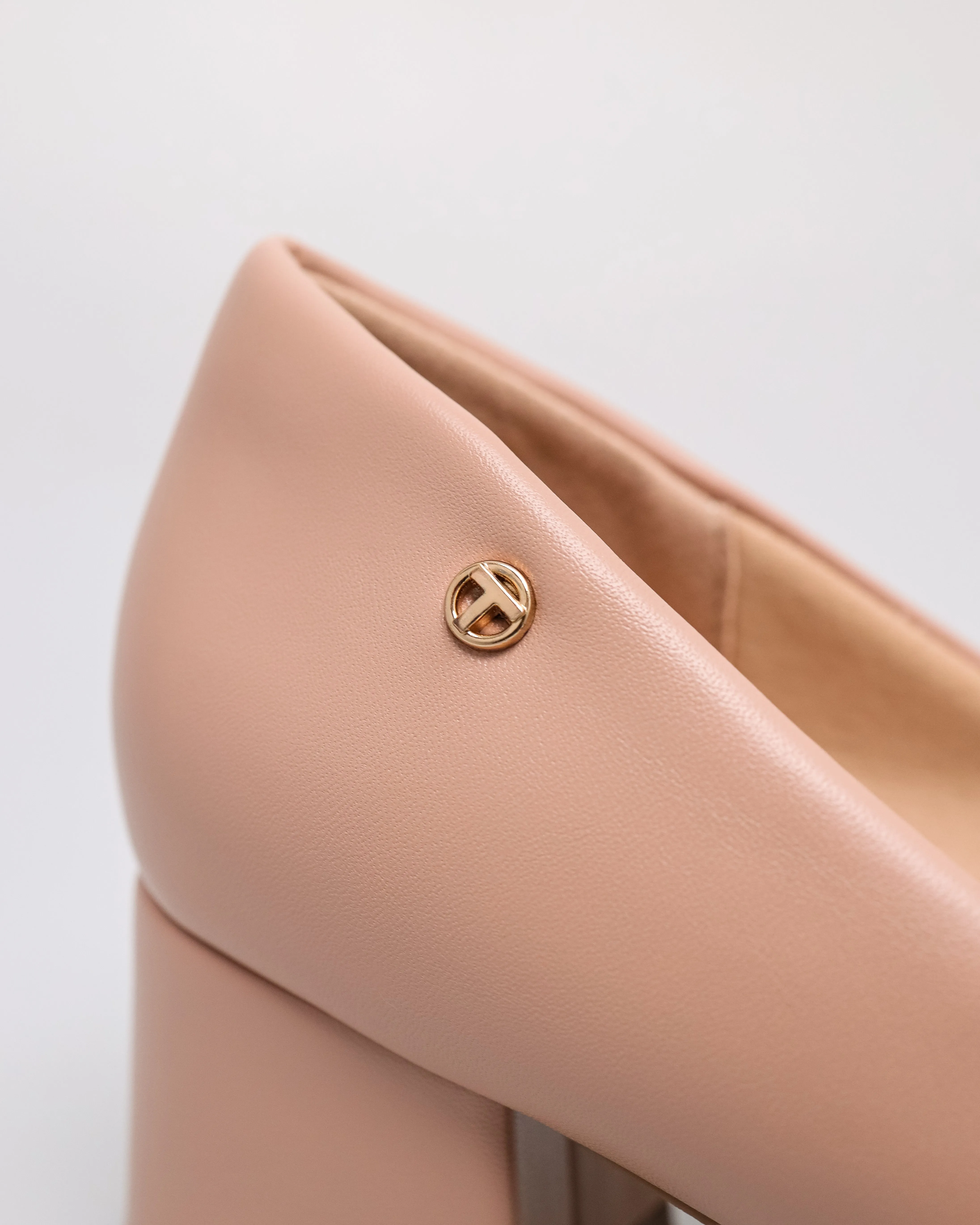 Tomaz NN436 Ladies Pointy Heels