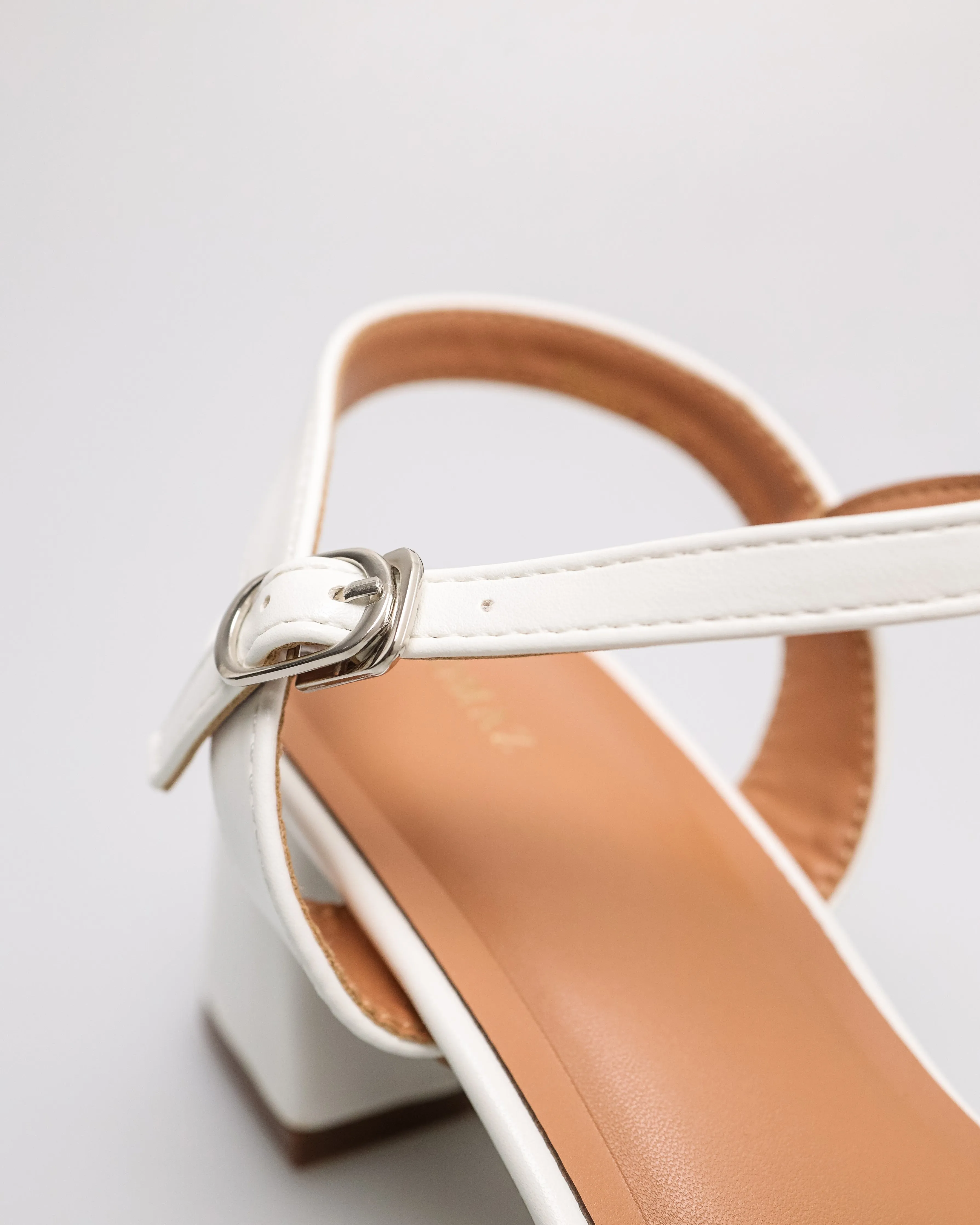 Tomaz NN467 Ladies Glamour Shiny Block Heels