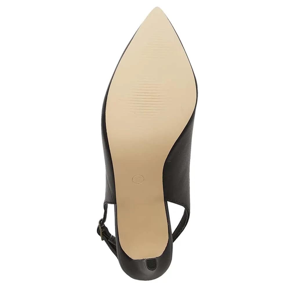 Whiz Heel in Black Smooth