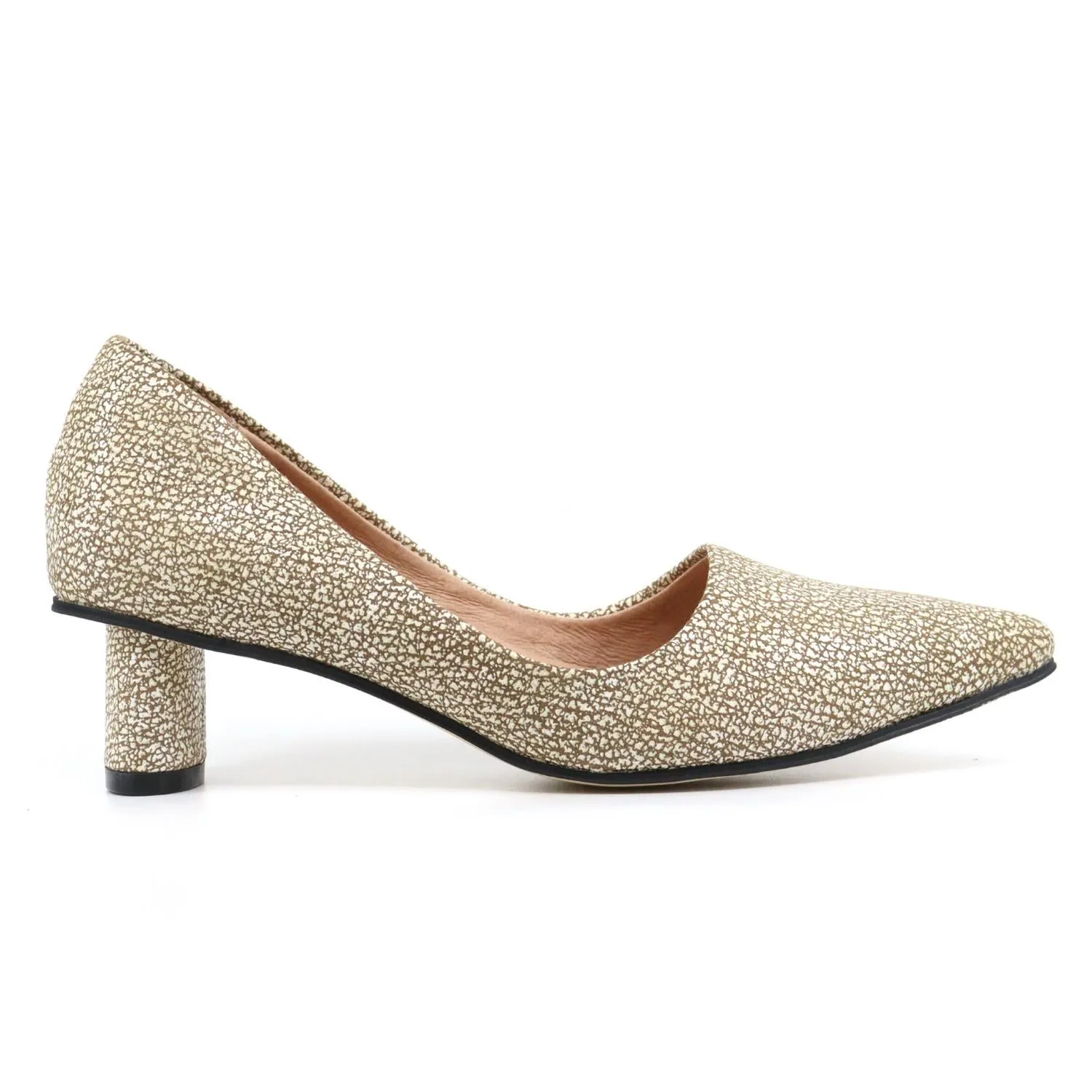 Women Oval Kitten Pump In Gold
