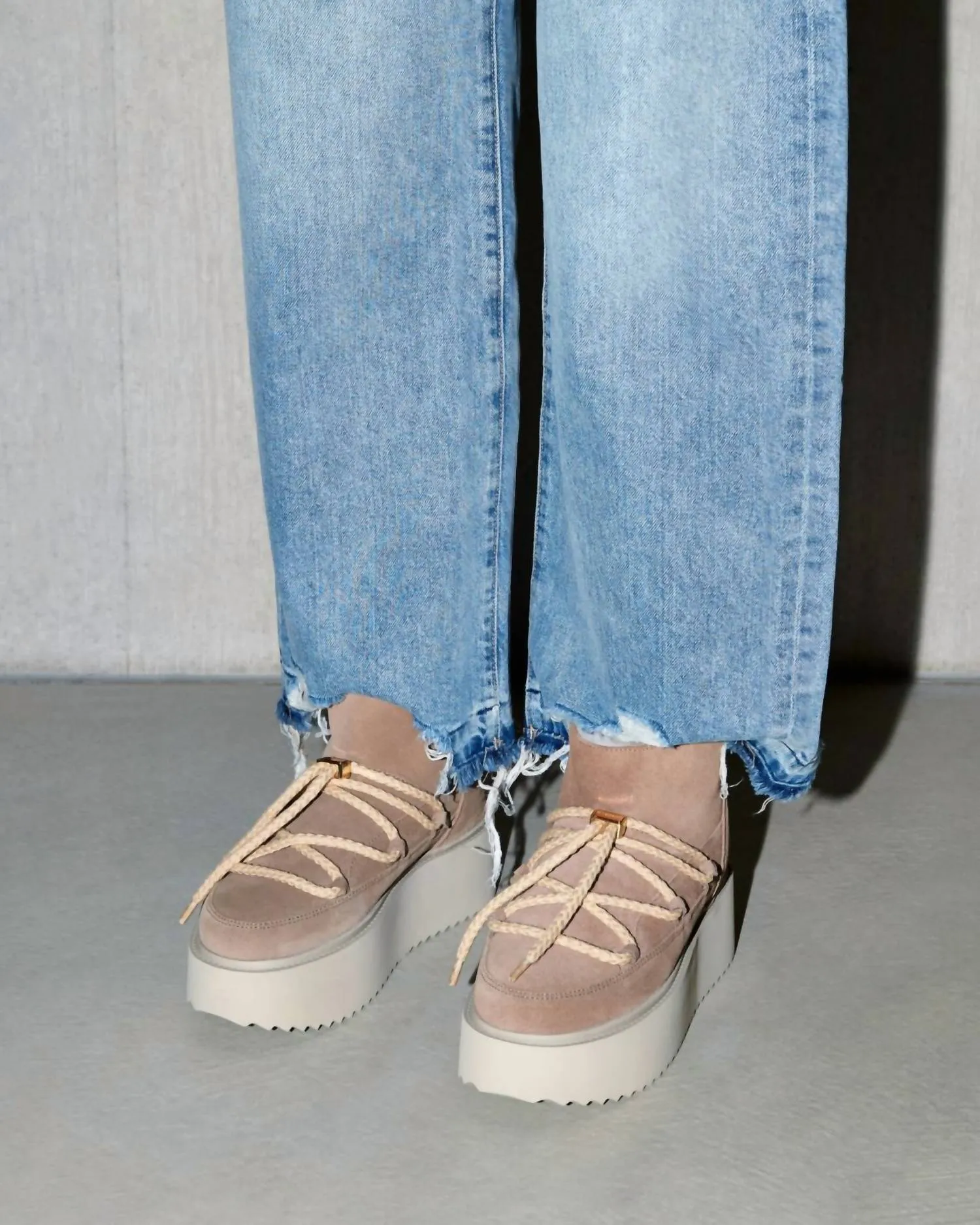 Women's Classic Low Platform Shoes In Beige