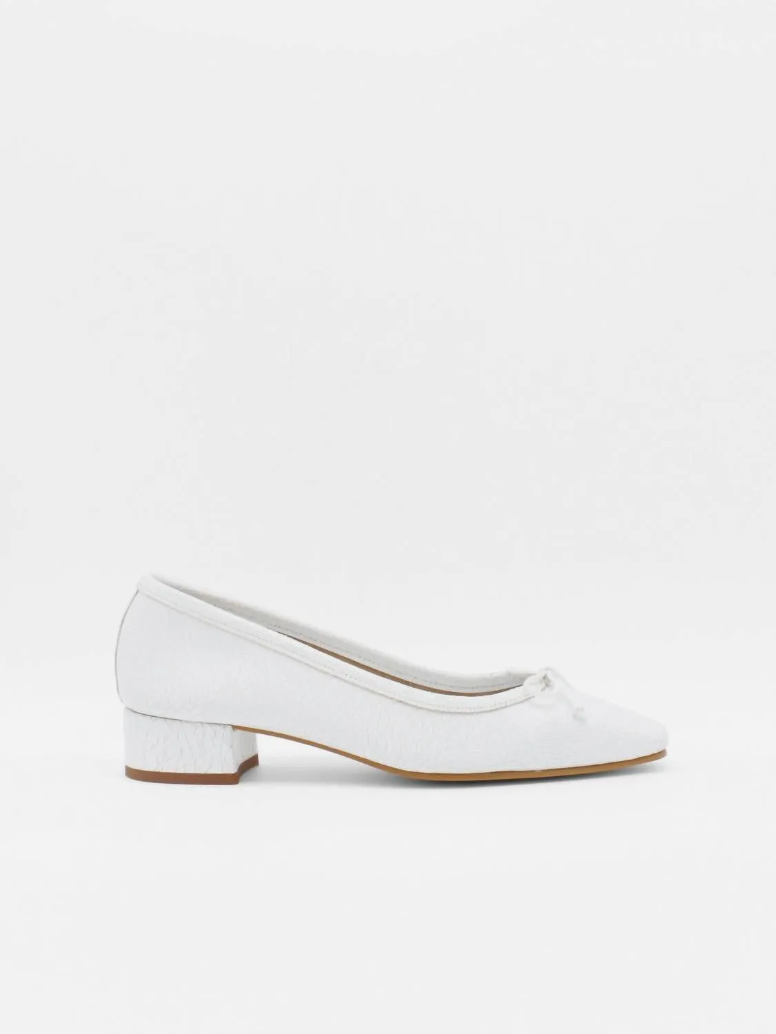 Women's Mina Pump In Cracked White