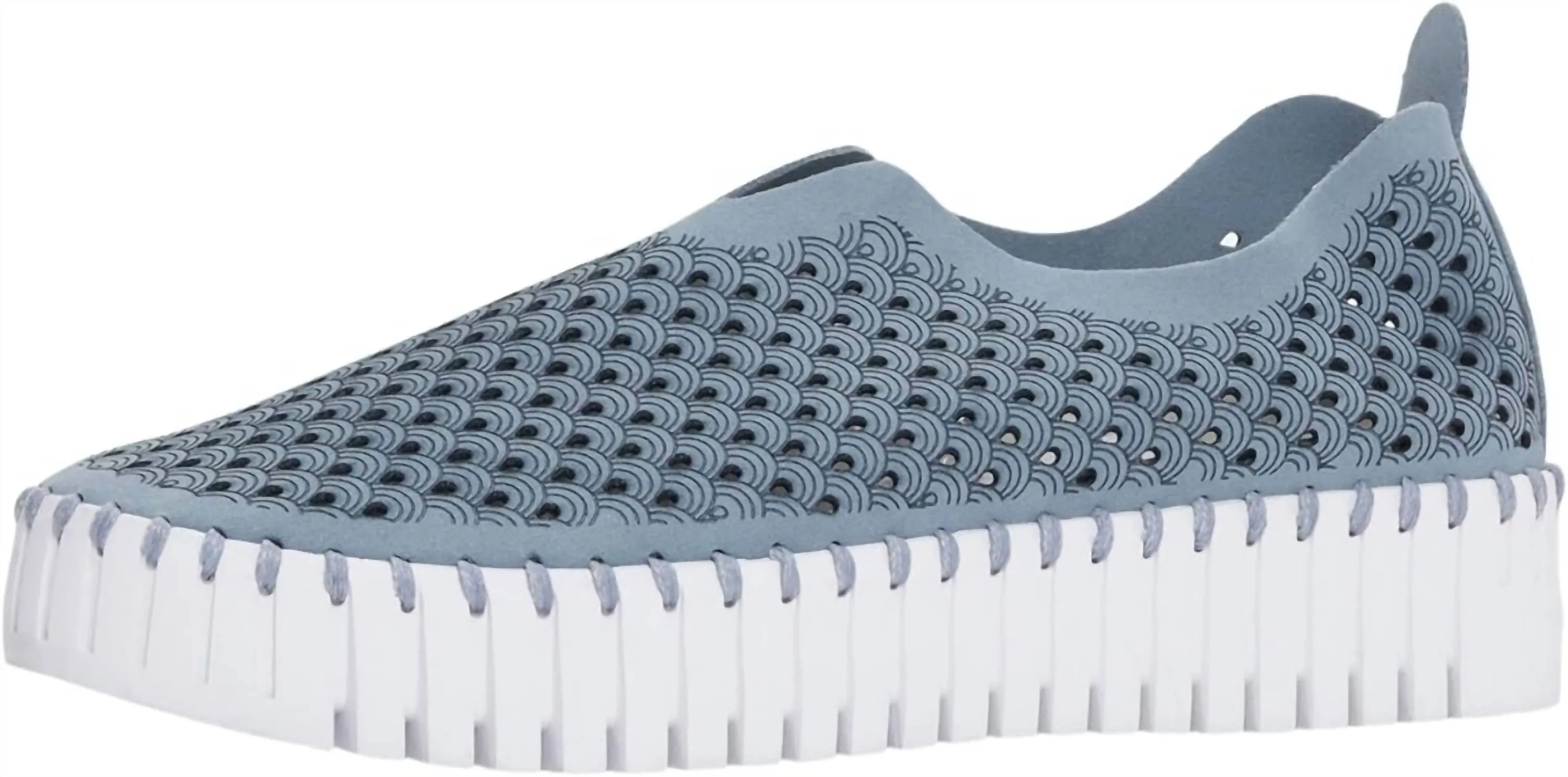Women's Platform Tulip Slip-On In Blue Cloud